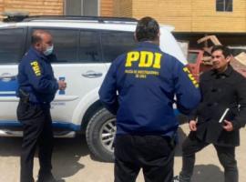 El fiscal Marco Arenas se constituyó en el lugar para iniciar las diligencias investigativas de este caso.