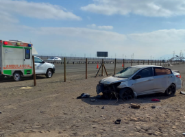 El vehículo volcó a la altura del kilómetro 33 de la Ruta 1.