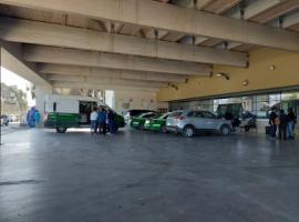 La muerte de ambas personas se constató en el servicio de urgencia del mencionado recinto asistencial.