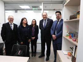 Fiscal Nacional, Ángel Valencia, junto al Fiscal Regional de Los Ríos, Juan Agustín Meléndez