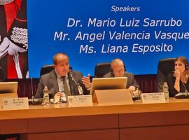 Fiscal Nacional junto a