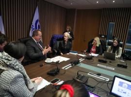 Fiscal Nacional, Ángel Valencia, junto a a Relatora Especial de Naciones Unidas, Margaret Satterthwaite.