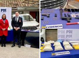 En la imagen se ve a la Fiscal Tania Sironvalle, el Jefe de Bicrim Peñaflor y el Prefecto Occidente de la PDI junto a parte de la evidencia incautada.