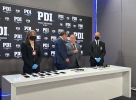 Jefe Metropolitano de la BIPE PDI; Hassel Barrietos y el Fiscal Supraterritorial, Miguel Ángel Orellana. 