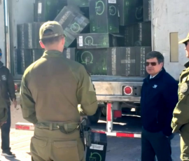 Tres detenidos por millonaria internación ilegal de cigarrillos. Contrabando venía oculto en dos camiones.