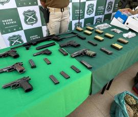 Fiscalía de Arica y OS7 desarticulan red criminal incautando 128 kilos de marihuana y 6 armas de fuego