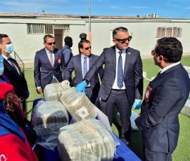 Controles fronterizos en Ollagüe permiten detectar más de 458 kilos de cannabis ocultos en camión cisterna