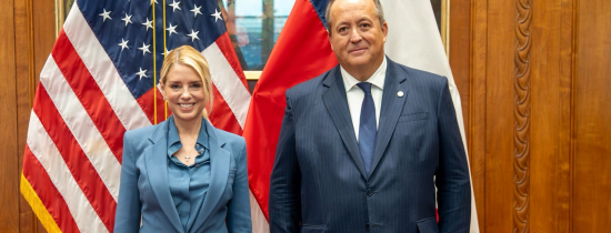 Fiscal Nacional se reúne con Fiscal General de Estados Unidos para fortalecer cooperación en seguridad