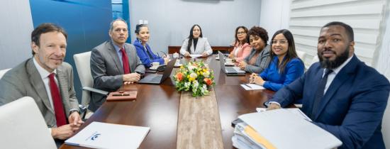 Chile y República Dominicana fortalecen su cooperación jurídica para combatir la trata de personas, tráfico ilícito de migrantes y otros delitos